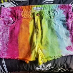 Denim & Co. Size 8 🌈 Rainbow tie dyed Shorts